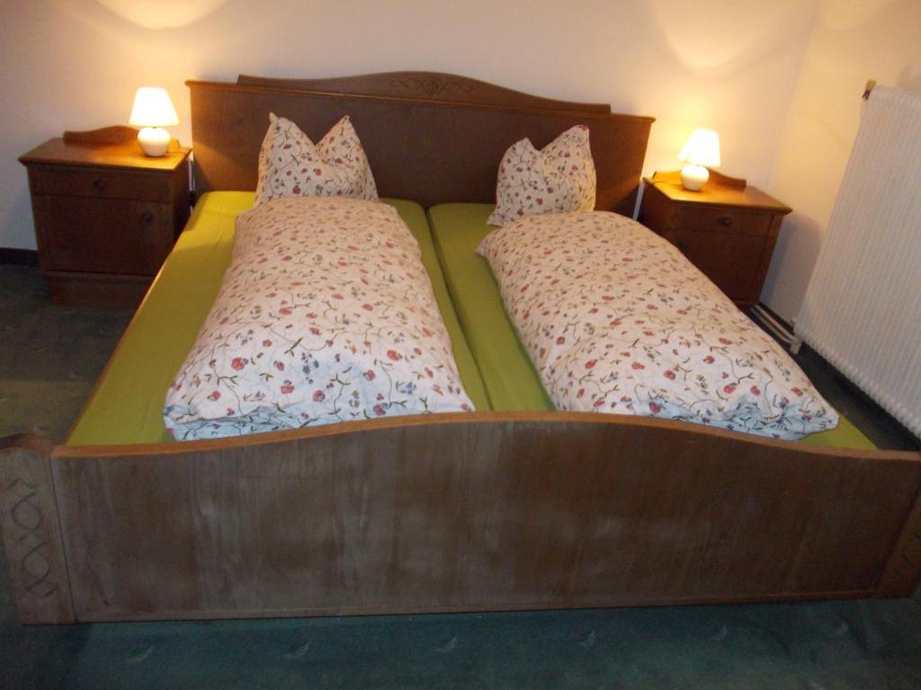 Gasthaus Gruber Hotel Тамсвег Екстериор снимка