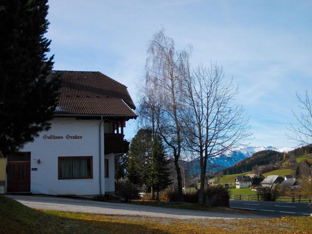 Gasthaus Gruber Hotel Тамсвег Екстериор снимка